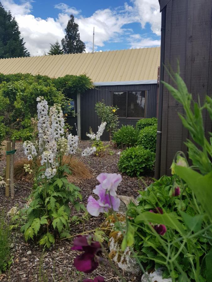 Alpine Rock B&B Te Anau Exterior foto