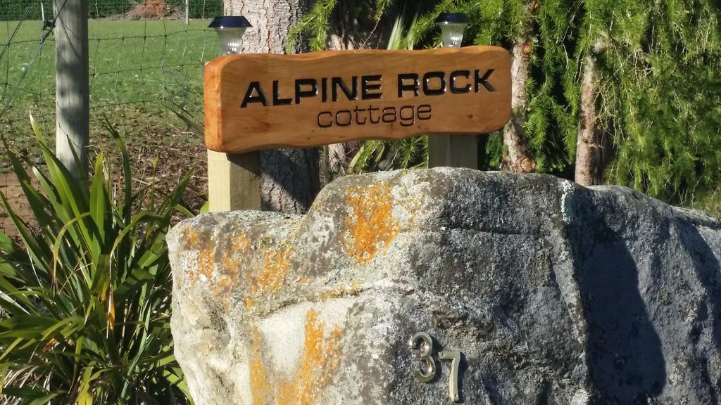 Alpine Rock B&B Te Anau Exterior foto